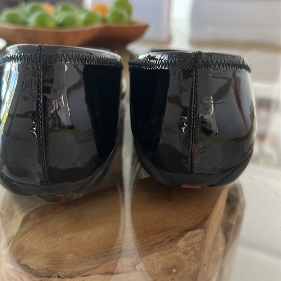 Prada patent leather black flats - Picture 3 of 5